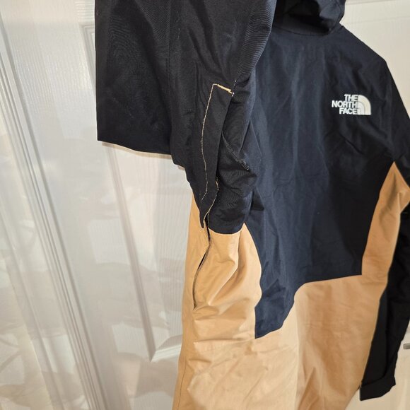 The North Face Women's Freedom Insulated Jacket - Picture 11 of 16